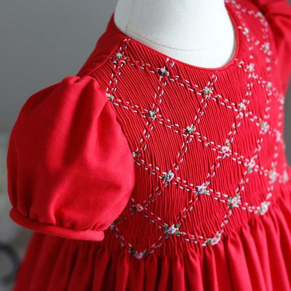 Girls Red Smocked Dress Hand- Embroidery Luli & Me Short Sleeve - Picture 2 of 10